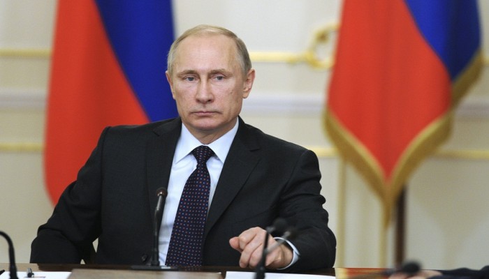 «بوتين» يتهم واشنطن بالضغط على «الفيفا» لحرمان روسيا من استضافة مونديال 2018