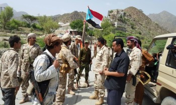 قوات «الحزام الأمني» الموالية للإمارات تعتقل صحفيا يمنيا وشقيقه