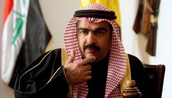 الإمارات تمدد إقامة «أحمد أبوريشة» بعد مهاجمته قطر