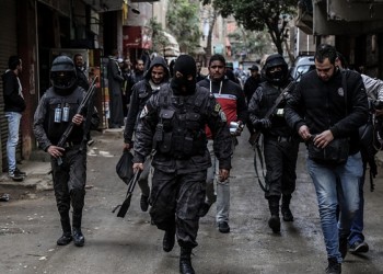 رايتس ووتش تنتقد اعتقال وإخفاء 40 ناشطا وحقوقيا بمصر