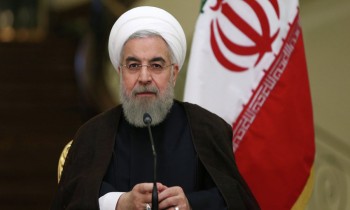 "روحاني" يدعو شعبه للتكاتف في مواجهة الانتقادات والتهديدات