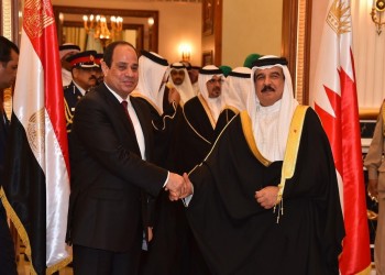 العاهل البحريني يبحث هاتفيا مع «السيسي» العلاقات الثنائية بين البلدين