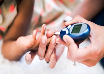 النساء المصابات بـ«السكري» عرضة بنسبة 27% لأمراض السرطان