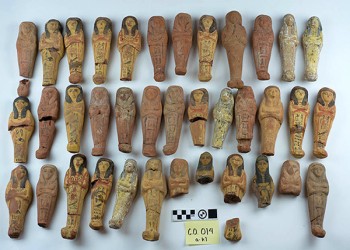 الإمارات تعيد مئات القطع الأثرية المسروقة لمصر.. كيف وصلتها؟