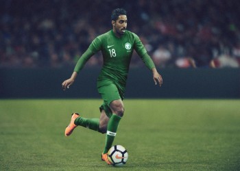 المنتخب السعودي يكشف عن زيه الرسمي في كأس العالم