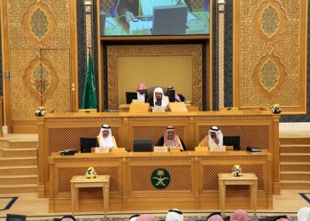 عضو بـ«الشورى» السعودي يطالب بتقليص الدعم عن المواد الغذائية