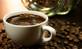 علماء يستخدمون عمليات حسابية معقدة لصنع فنجان قهوة مثالي