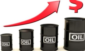 أسعار النفط ترتفع عقب تقرير يظهر تراجع المخزون الأمريكي