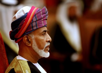 لماذا اعتذرت سلطنة عمان عن مناورات دول الخليج بالكويت وتشارك في أخرى مع إيران؟