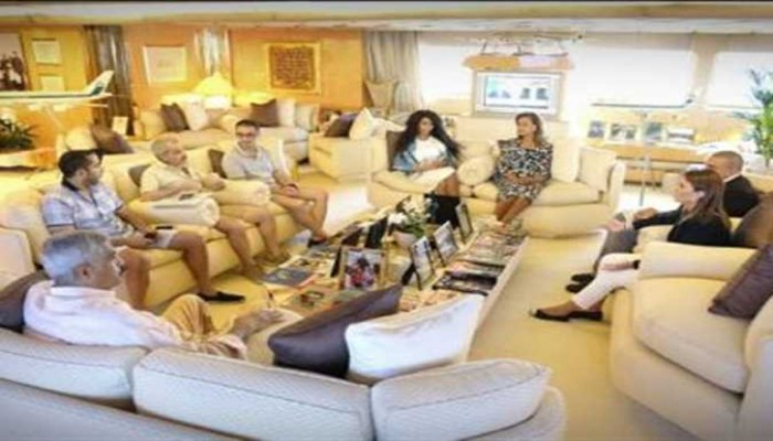 الوليد بن طلال يستقبل وزيرة مصرية بـ الشورت الخليج الجديد