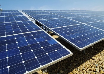 شركات فرنسية تشيد 6 محطات طاقة شمسية في أسوان المصرية