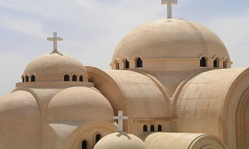 الحكومة المصرية تغازل الأقباط بتوفيق أوضاع 53 كنيسة