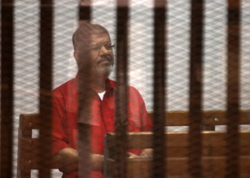 «التايمز»: «مرسي» يواجه الموت داخل محبسه