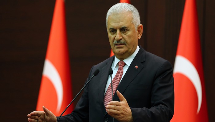 البرلمان التركي ينتخب رئيس الوزراء السابق رئيسا له