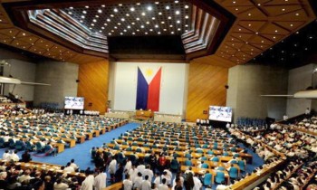 البرلمان الفلبيني يمنح «مسلمي مورو» حكما ذاتيا