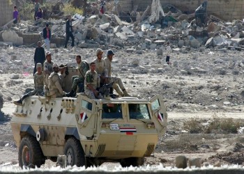 مصادر: مقتل 3 وإصابة 5 بالجيش المصري في هجمات بسيناء