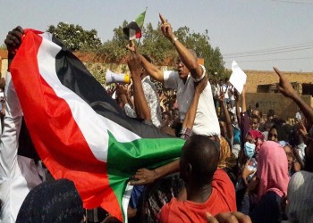 وزير سوداني يعد بإطلاق سراح الصحفيين المعتقلين خلال ساعات