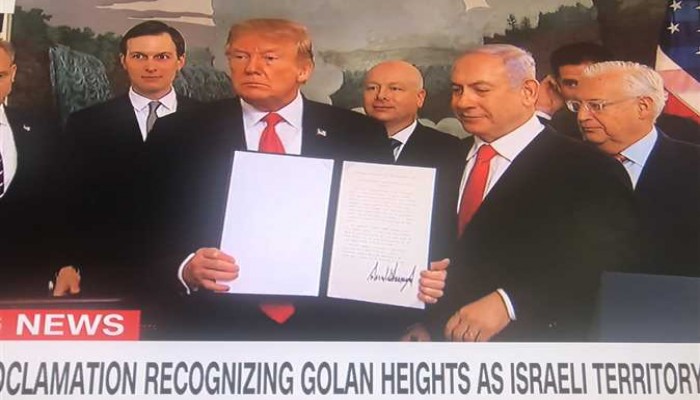 ترامب يوقع على وثيقة سيادة إسرائيل على الجولان