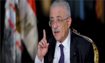 مصر.. برلماني يطلب استدعاء وزير التعليم بسبب أزمة التابلت