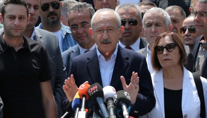 زعيم المعارضة التركية: شراء إس-400 حق سيادي