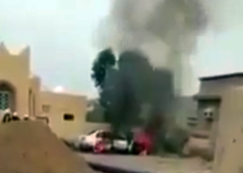مجهول يشعل النار بسيارة مواطنة سعودية بجازان (فيديو)