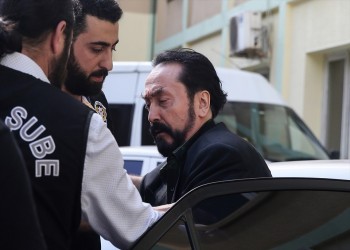 القضاء التركي يؤيد لائحة الاتهام بحق عدنان أوكتار