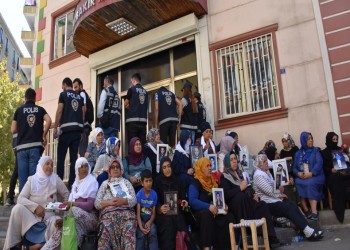 تركيا تساند أمهات مختطفين لدى "PKK": الشعب كله معكم