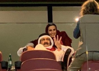 احتفالا بفوز قطر.. تويتر يكتسي بالعنابي وناشطون: مبروك للأدعم