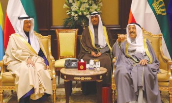 بعد الاتفاق النفطي.. هذا ما بحثه أمير الكويت وبن سلمان