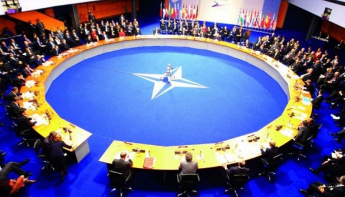 الناتو يجتمع لمناقشة انسحاب واشنطن من الأجواء المفتوحة