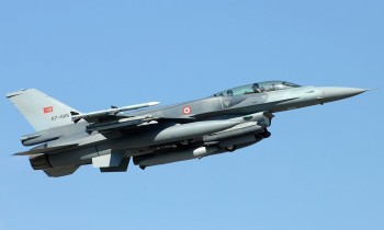 موقع يتوقع تدخل مقاتلات إف-16 تركية ضد قاعدة الجفرة بليبيا