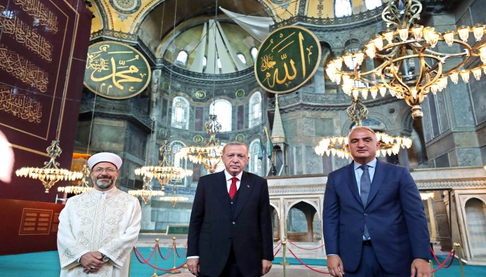 أردوغان: إعادة آيا صوفيا كمسجد ميلاد جديد للأمة