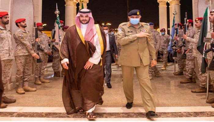 وزير الدفاع السعودي