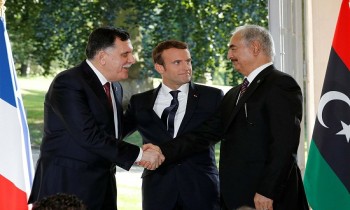 الرئاسي الليبي ينفي ترتيب لقاء بين السراج وحفتر في باريس