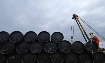 تراجع أسعار النفط وسط مخاوف تعثر انتعاش الاقتصاد العالمي