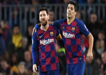ميسي يتضامن مع سواريز بانتقاد شديد لإدارة برشلونة