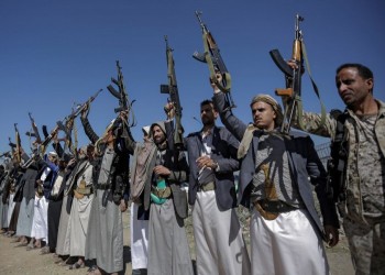 الحوثي تطلق سراح رهينتين أمريكيتين مقابل 200 عنصر للجماعة