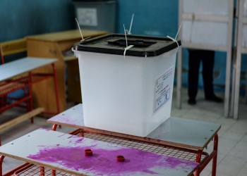 انتخابات البرلمان المصري.. لجان خاوية ومخالفات بالجملة
