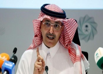 وزير المالية السعودي ينفي خططا لزيادة ضريبة القيمة المضافة