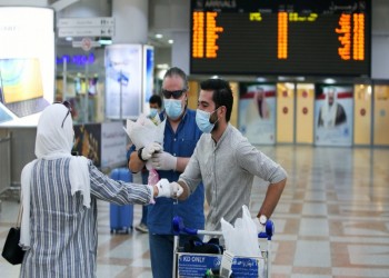 الكويت تعلن انحسار فيروس كورونا وتغلق الحدود
