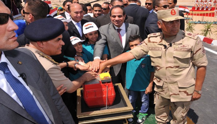 بلومبرج: الجيش المصري يسعى للوصول إلى ثروات القطاع الخاص