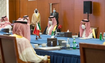 عكس التيار.. تنسيق سعودي بحريني لمواجهة التدخلات التركية
