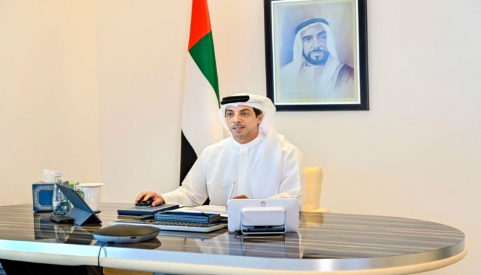 تعيين الشيخ منصور بن زايد رئيسا لمصرف الإمارات المركزي