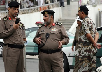 بعد اعتقال بعضهم.. النيابة السعودية تتوعد ناشطي مواقع التواصل بالسجن والغرامة