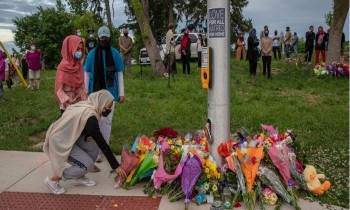 رئيس وزراء كندا ينضم لوقفة احتجاجية على مقتل أسرة مسلمة دهسا