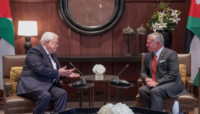 إعلام إسرائيلي: الرئيس الفلسطيني التقى العاهل الأردني في زيارة مفاجئة لعمان