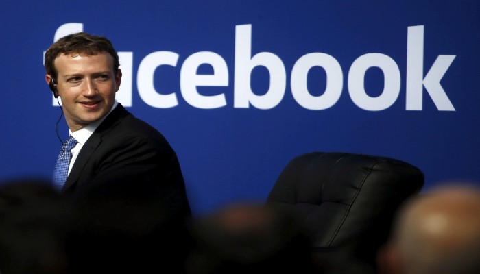 لجنة التجارة الفيدرالية الأمريكية تسعى لإجبار فيسبوك على بيع واتساب وإنستجرام