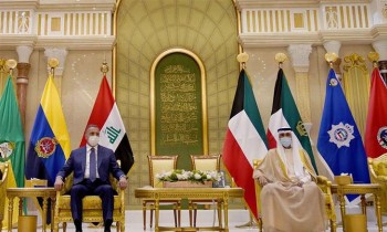 أمير الكويت يكلف رئيس الوزراء بحضور مؤتمر دعم العراق