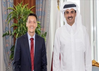 فخور بتنظيم قطر مونديال 2022.. مسعود أوزيل في ضيافة الأمير تميم
