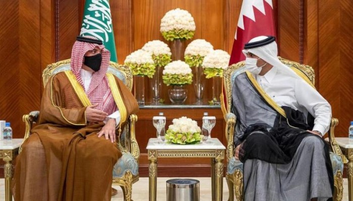 قادما من العراق.. وزير الداخلية السعودي يصل إلى قطر في زيارة رسمية